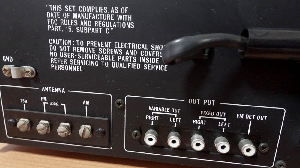 VICTOR JT-V7: BLUESS Laboratory