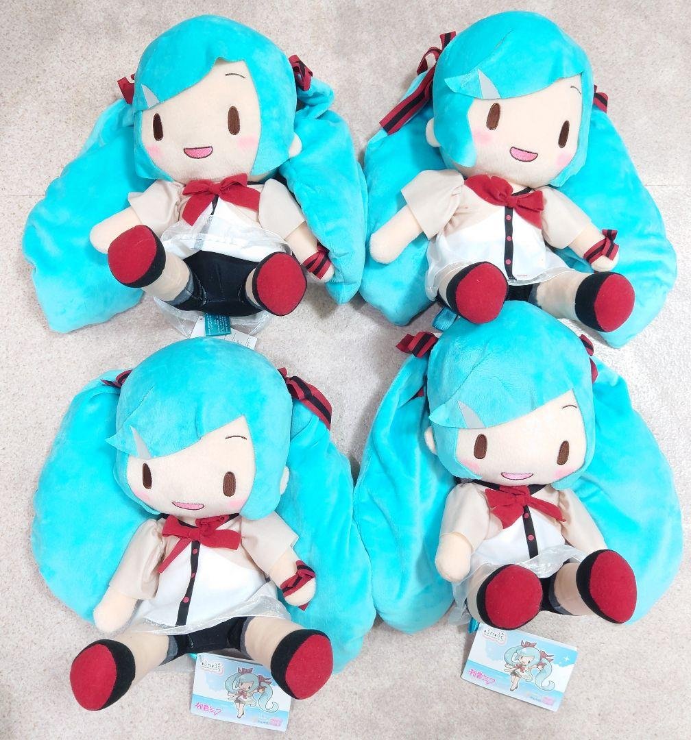 初音ミク ふわぷち L ぬいぐるみ シャイニー Preciality